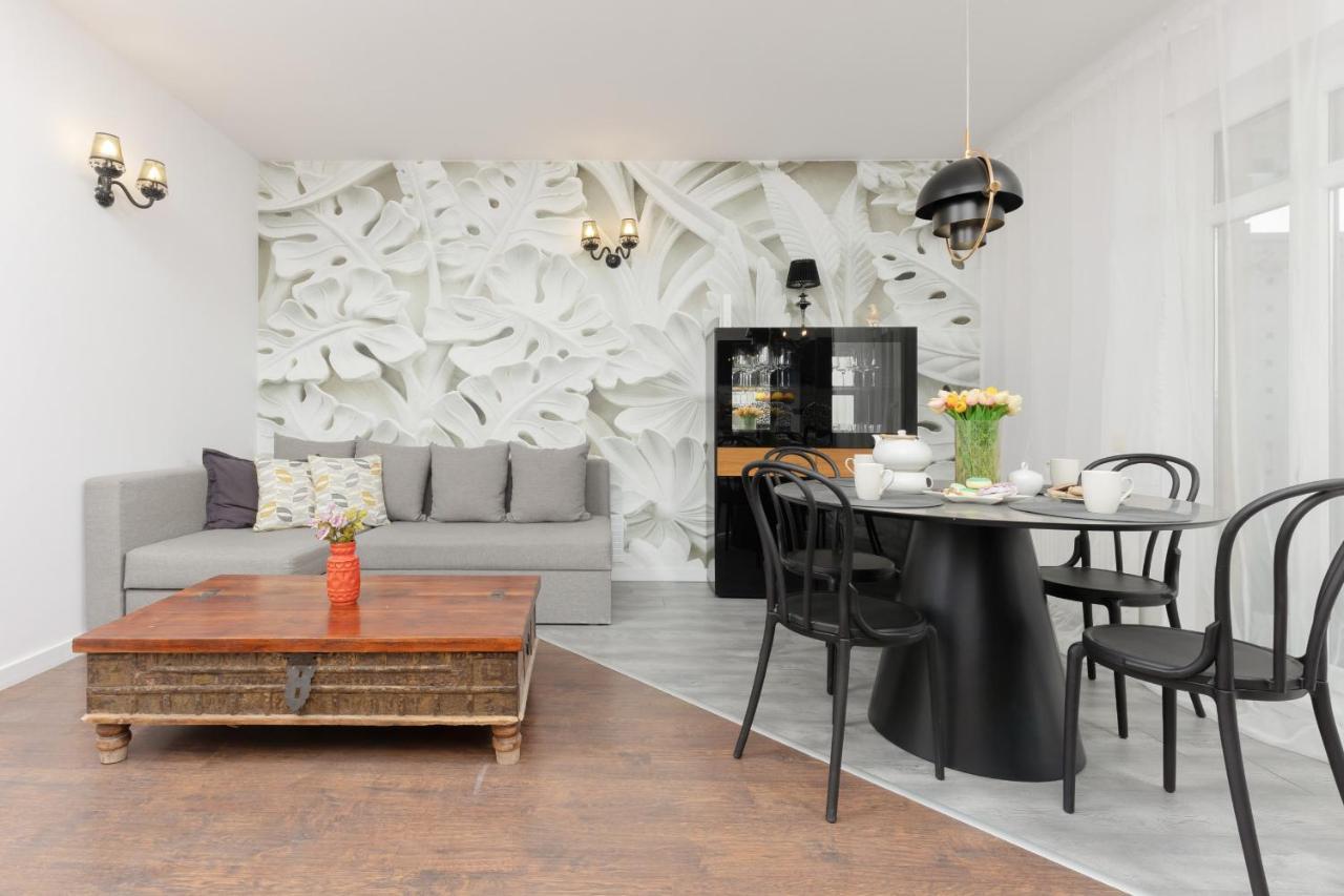 Blonia Wilanowskie Apartment Warsaw By Noclegi Renters Екстер'єр фото