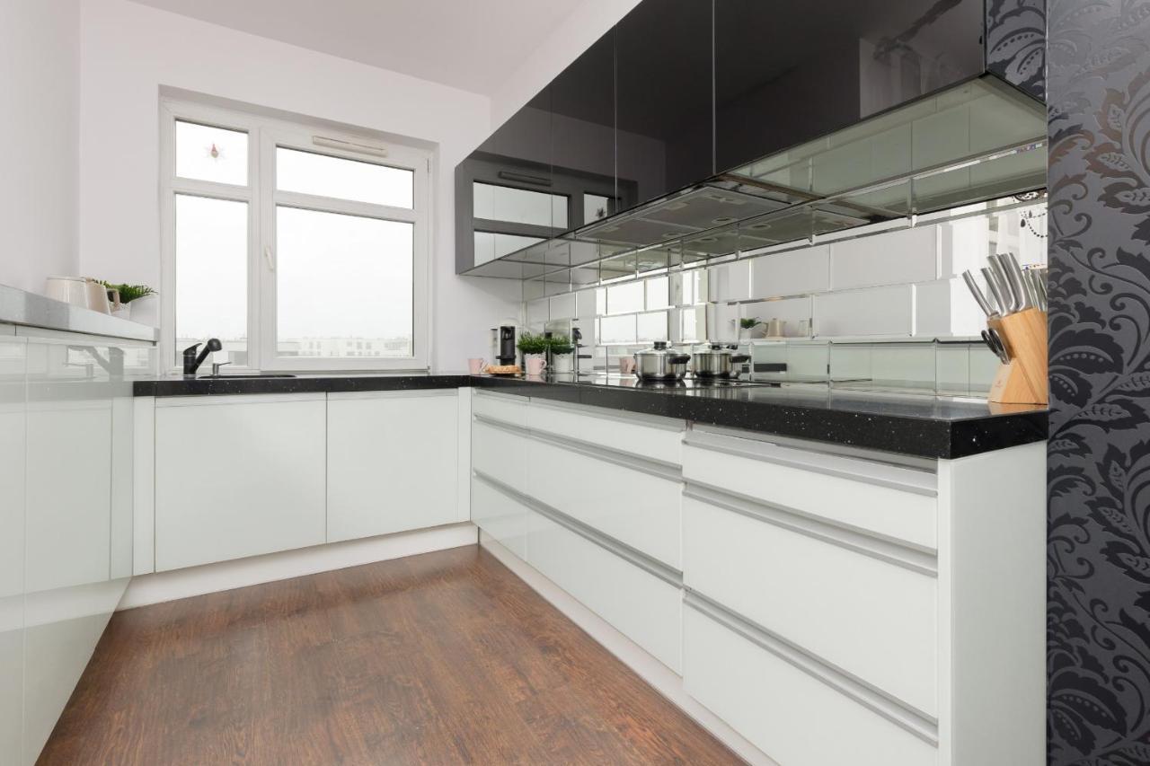 Blonia Wilanowskie Apartment Warsaw By Noclegi Renters Екстер'єр фото