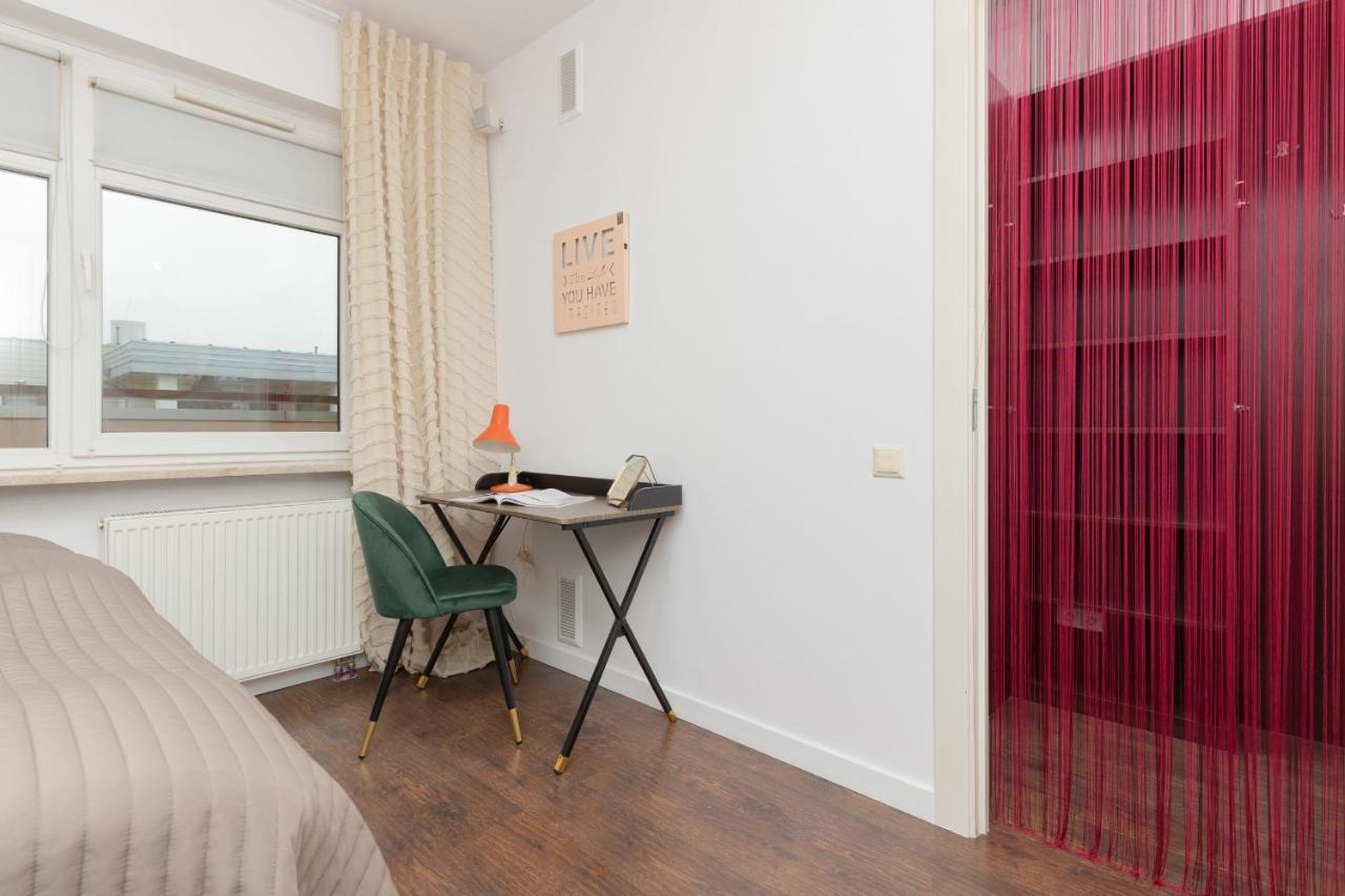 Blonia Wilanowskie Apartment Warsaw By Noclegi Renters Екстер'єр фото