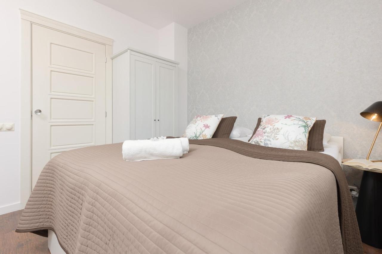 Blonia Wilanowskie Apartment Warsaw By Noclegi Renters Екстер'єр фото